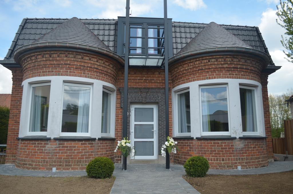 Les Chambres D'Elza Mouscron Exteriör bild
