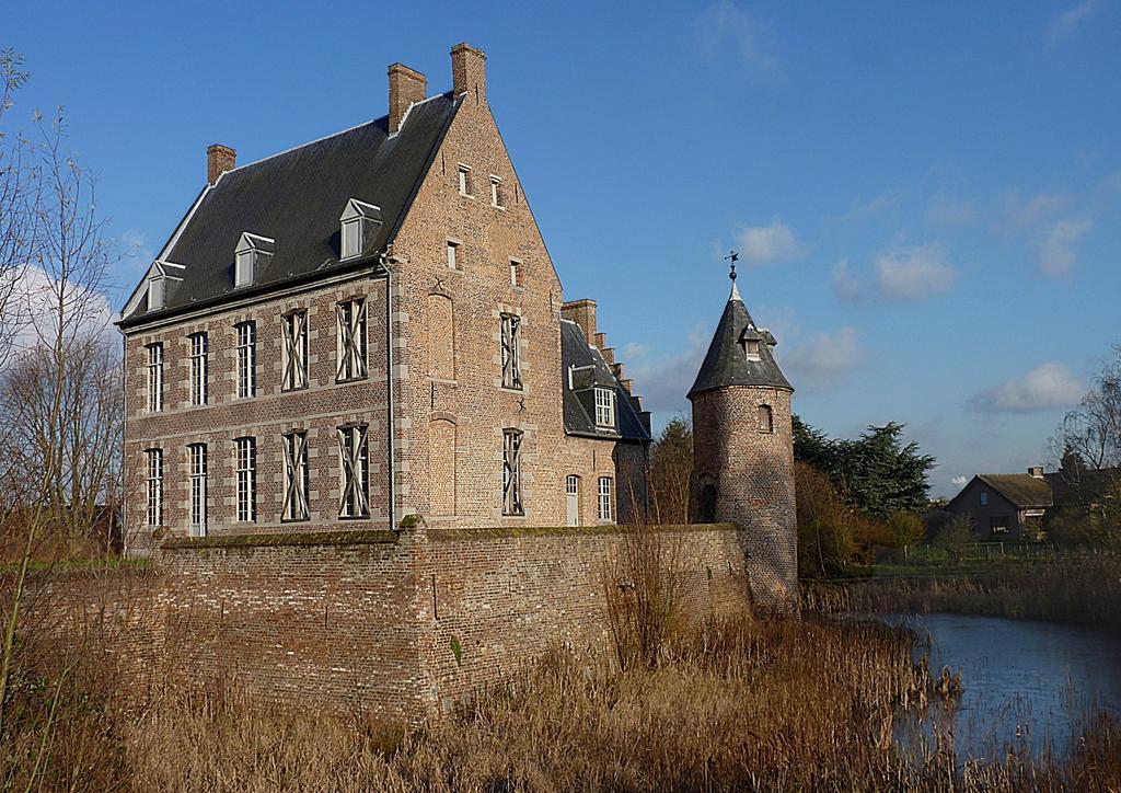 Les Chambres D'Elza Mouscron Exteriör bild